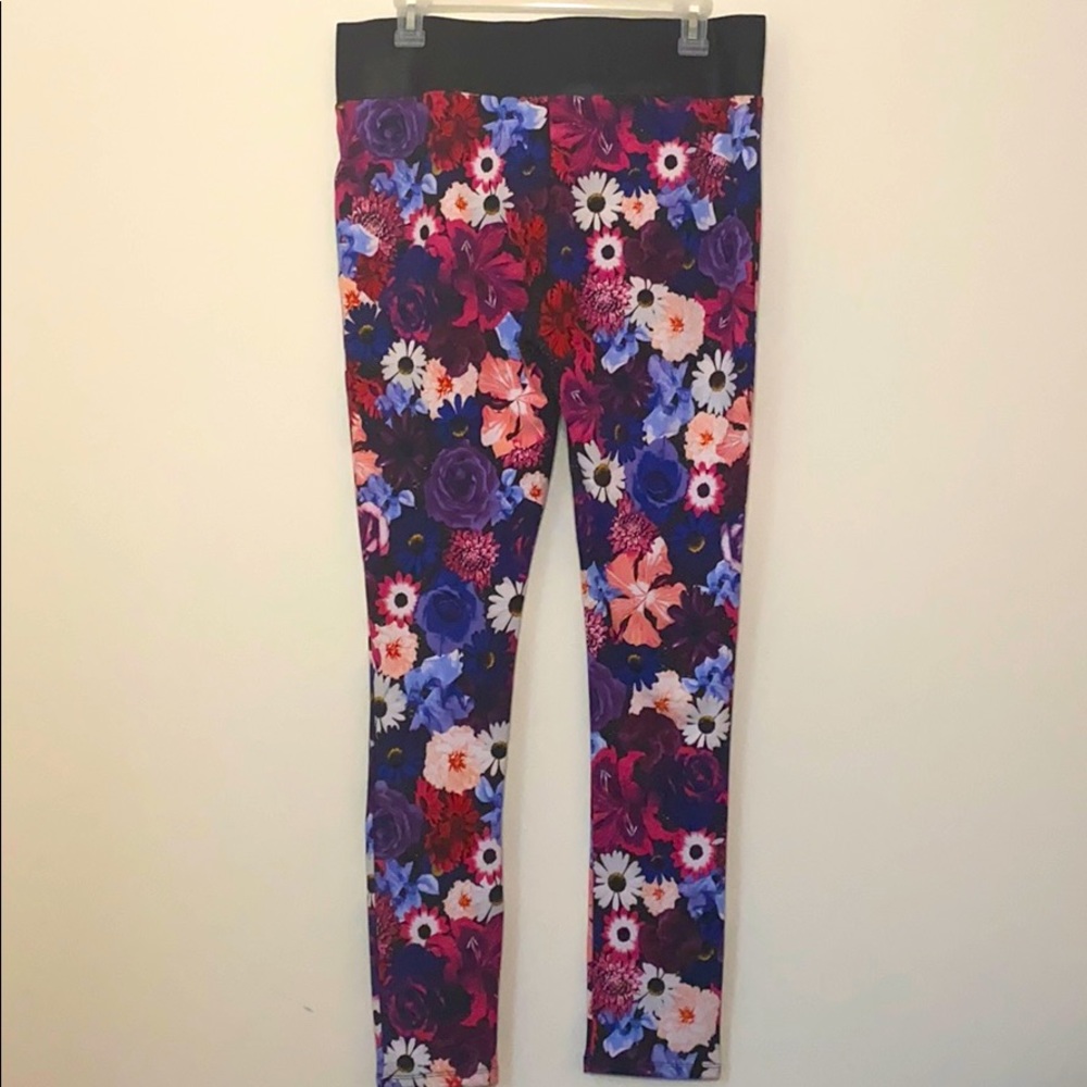 Bloom Riot Scuba Skinny Floral leggings